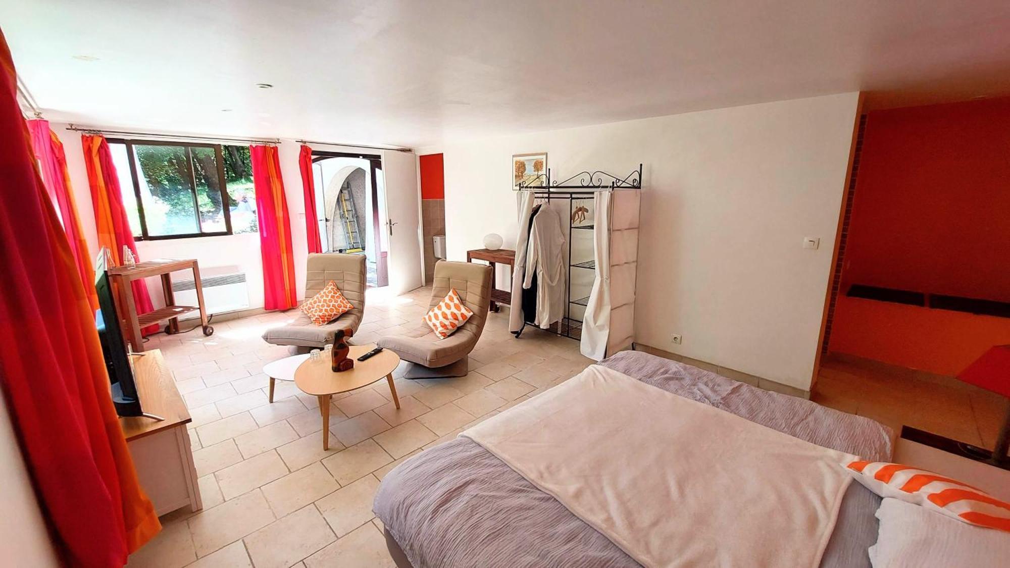 La Deviniere Hotel Donzère Cameră foto