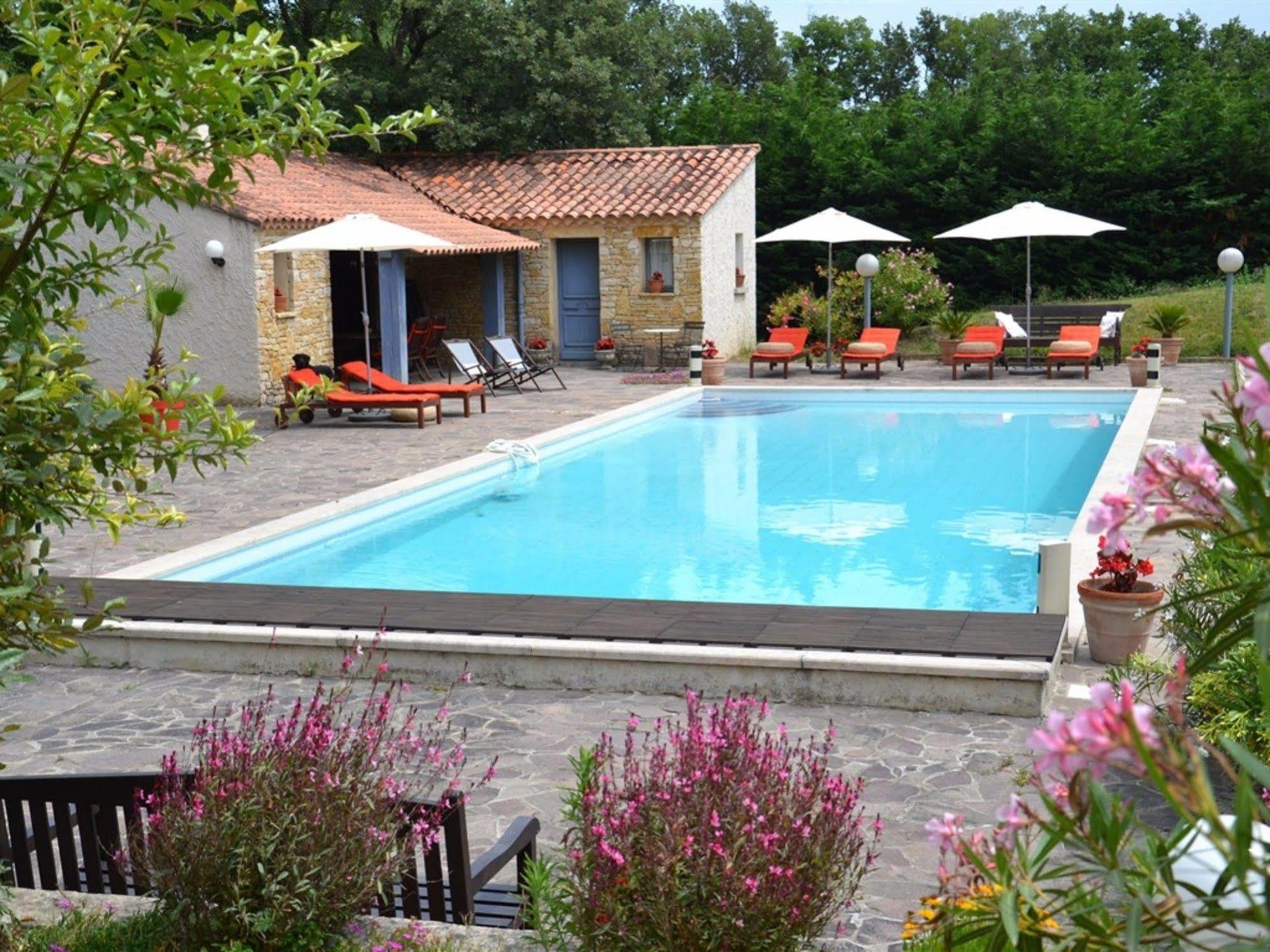 La Deviniere Hotel Donzère Exterior foto